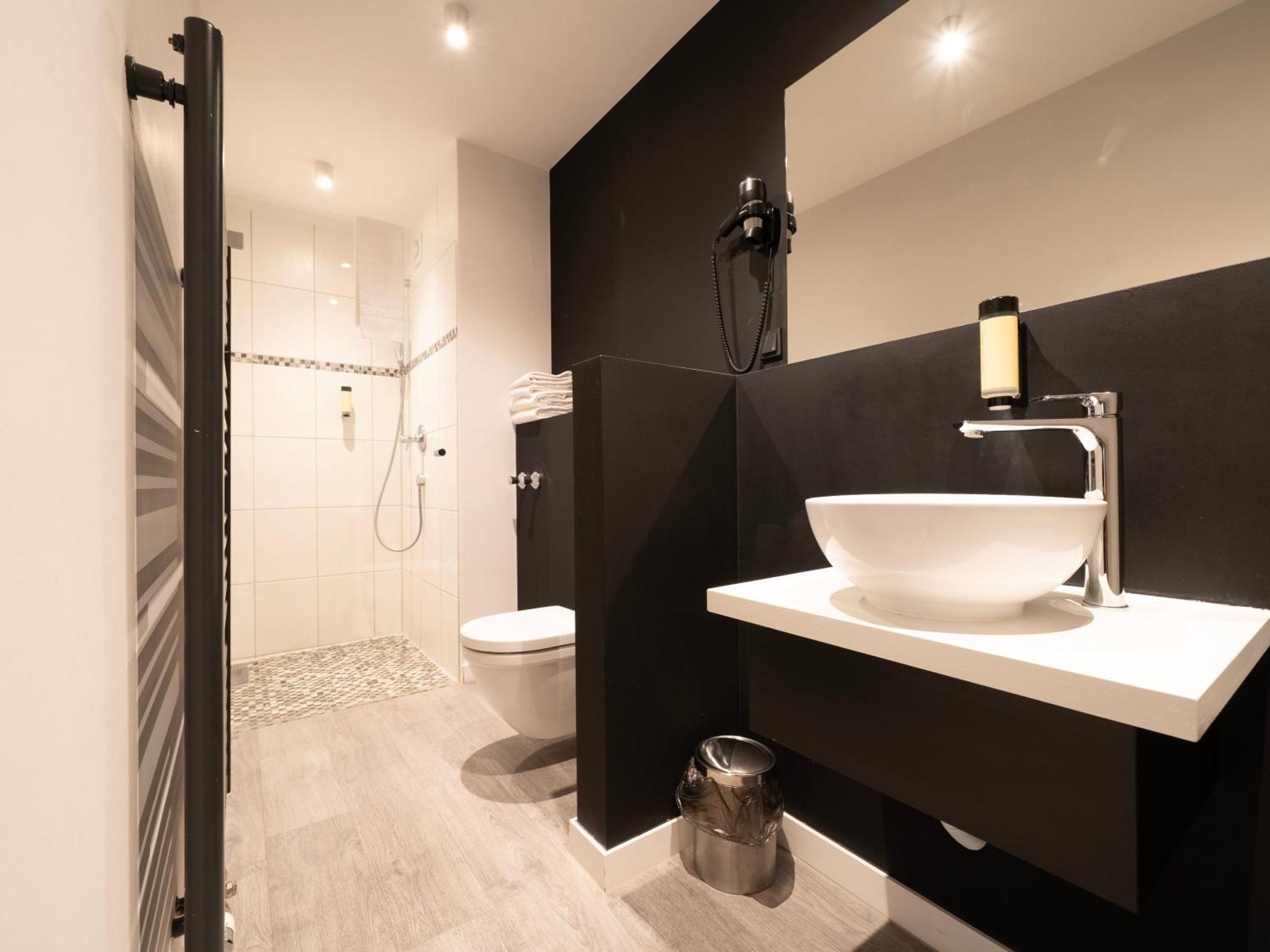 Juststay Ratingen Hotel & Apartments 外观 照片